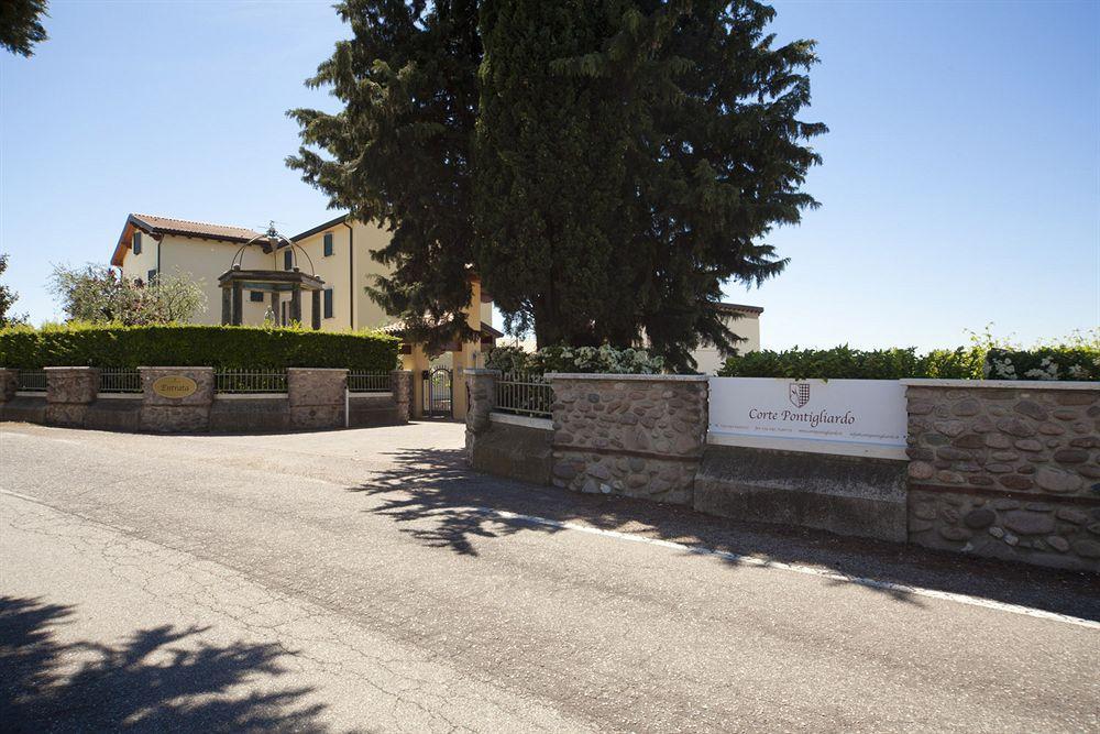 Relais Corte Pontigliardo Colà Eksteriør billede