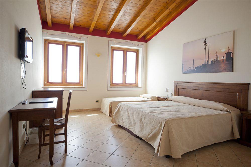 Relais Corte Pontigliardo Colà Eksteriør billede