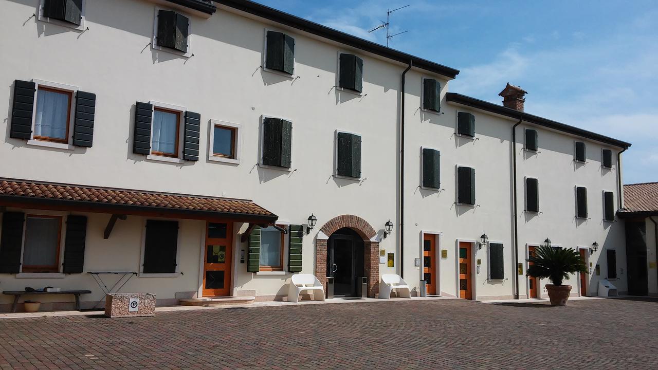 Relais Corte Pontigliardo Colà Eksteriør billede